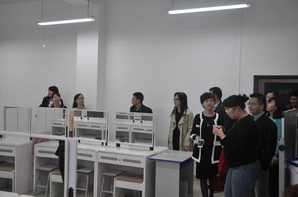 广西国际商务职业技术学院来我校交流 广西国际商务职业技术学院来我校交流